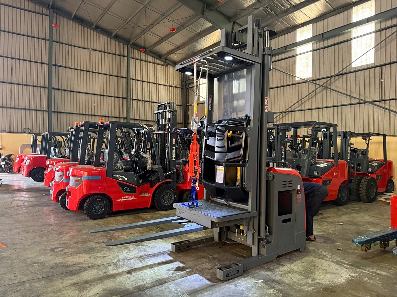 mua xe nâng order picker Heli chính hãng